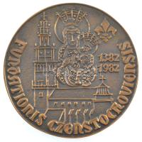 Lengyelország 1982. Częstochowa alapításának 600. évfordulója / Miasszonyunk kétoldalas öntött bronz emlékérem eredeti díszdobozban (100mm) T: 1 Poland 1982. FUNDATIONIS CZENSTOCOVIENSIS 1382-1982 / A 600 JUBILEUM MARIANOSTRENSIS two sided bronze commemorative medallion in original case (100mm) C:UNC