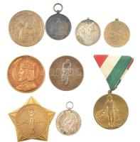 9db-os vegyes sportérem tétel, közte 1934. "Szombathelyi Kerékpáros Egylet 40 éves jubileumi érme" kétoldalas bronz érem (40mm) + 1938. "Szent István 1038-1938" bronz emlékérem, hátoldalán "Magyarország-Bulgária kerékpáros mérkőzés Budapest, 1939" gravírozással. Szign.: Szilas (43mm) T:vegyes