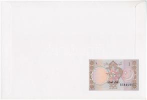 Pakisztán 1981-1983. 1R borítékban, alkalmi bélyeggel és bélyegzéssel T:I Pakistan 1981-1983. 1 Rupe...