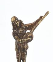 Jelzés nélkül: Pierrot, bronz figura mészkő talapzaton, m: 18 cm