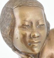 Jelzés nélkül: Kínai lány büszt. Bronz, fa talapzaton, m: 13 cm / Chinese girl, bronze bust on woode...