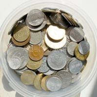 1kg vegyes világpénz, régi és új