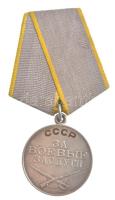 Szovjetunió 1938. Katonai érdemekért fém kitüntetés mellszalagon T:2  Soviet Union 1938. For Battle Merit metal medallion on ribbon C:XF