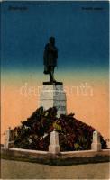 Érsekújvár, Nové Zámky; Kossuth szobor. Vasúti levelezőlapárusítás 32. sz. 1918. / statue, monument