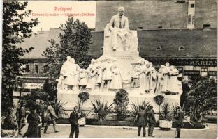 Budapest V. Vörösmarty szobor, a szobor mögött csak kétszintes épületek voltak akkor