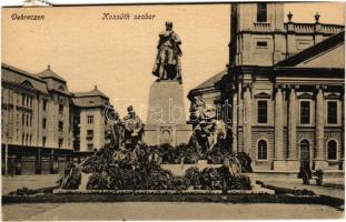 Debrecen, Kossuth szobor koszorúkkal, Biztosító Társaság épülete. Vasúti levelezőlapárusítás 44. sz. 1918.