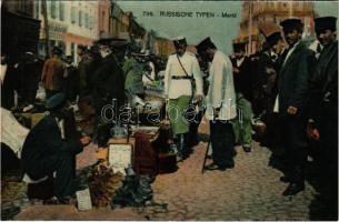 Russische Typen. Markt / Russian folklore, market / orosz piac használt cipő árussal