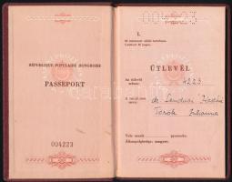 1963 A Magyar Népköztársaság által kiállított fényképes útlevél, osztrák, francia, svájci vízumokkal