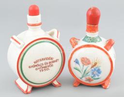 2 db népies porcelán kulacs: Mátravidéki Gyümölcs és Borhét Gyöngyös 1950. feliratú (nagyobb) + virá...