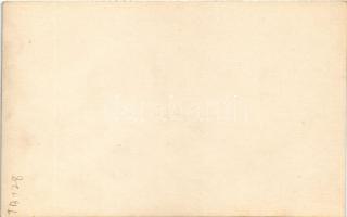 Erotikus meztelen széken / Erotic nude lady with chair. J. A. Paris Serie 593. (non PC)