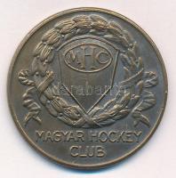 1931. Magyar Hockey Club bronz jégkorong vagy gyeplabda díjérem, hátoldalán 1931 I. gravírozással és Berán N. BPest (35mm) T:1-