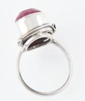 Ezüst (Ag) gyökér rubinnal ékített gyűrű, jelzett, m: 54. bruttó: 6,73