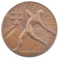 Nyitray Dániel (1890-1971) 1921. A Magyar Athletikai Szövetség Északi kerülete kétoldalas bronz sportérem (35mm) T:2 patina, ü.
