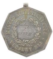 1906. "Ép ész csak edzett testben él / Magyar Athletikai Club - Verseny díj" peremen jelze...