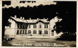 Kassa, Kosice; Wekendovy hotel mesta Kosic "Bankov" / Bankó-fürdő szálloda / spa hotel in Bankov. photo