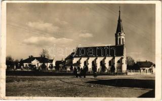 Élesd, Alesd; Római katolikus templom. Hangya szövetkezet kiadása / Catholic church (fl)