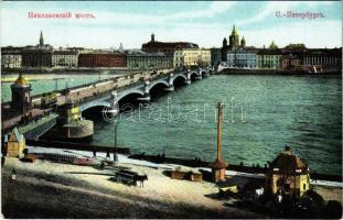 Saint Petersburg, St. Petersbourg, Leningrad, Petrograd; Pont Nicolas / bridge, tram