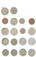 Vegyes magyar és külföldi 67db-os éremgyűjtemény, 6 lapos fekete berakóba rendezve, közte valamivel ...