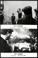 cca 1973 ,,Kő a szájban" című olasz film jelenetei és szereplői, 11 db vintage produkciós filmf...