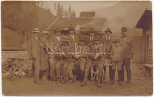 1918 Borsabánya, Baia Borsa, Baile Borsa (Máramaros); bánya előkelő urakkal és magas rangú katonatiszttel / mine, noblemen and high-ranking military officer. photo