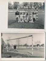 8 db régi és modern fotó és képeslap magyar focicsapatokkal, futball / 8 pre-1945 and modern photos ...