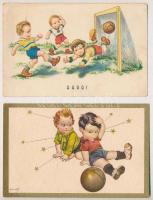 4 db régi humoros sport motívum képeslap: foci, futball / 4 pre-1945 sport humour motive postcards: ...
