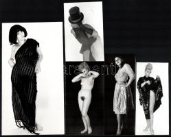 cca 1976 Pózok és tekintetek, szolidan erotikus felvételek, 5 db vintage fotó, ezüst zselatinos fotópapíron, 23,5x13 cm és 12,2x8 cm között
