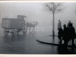 cca 1937 Budapest, hajnali ködben, Danassy Károly (1904-1996) budapesti fotóművész hagyatékából 1 db mai nagyítás, 17,7x24 cm