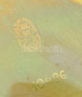 Zsolnay szecessziós stílusú, fodros szélű füles kaspó. Eozinmázas porcelán. Jelzett, kis kopással, a...