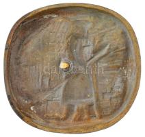 Asszonyi Tamás (1942-) 1970. "125 éves az ózdi gyár" bronz plakett, hátoldalán felszerelő ...