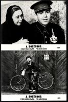 cca 1971 ,,A börtönőr" című csehszlovák filmdráma jelenetei és szereplői, 13 db vintage produkciós filmfotó, ezüst zselatinos fotópapíron, a használatból eredő - esetleges - kisebb hibákkal, 18x24 cm