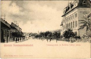 Dicsőszentmárton, Tarnaveni, Diciosanmartin; Vármegyeház és Bethlen Gábor utca. Dosztál Kálmán kiadása / streets (EB)