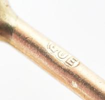 Arany (Au) 14K köves karikás fülbevalópár, jelzett, d: 1,2 cm, bruttó: 1,8 g