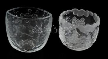 2 db karácsonyi mintás üveg mécses, az egyik jelzett, m: 7-8 cm