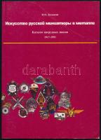 4 különböző cirill betűs, orosz nyelvű érme-, bankjegy-, jelvény- és kitüntetés katalógus (érmék 192...