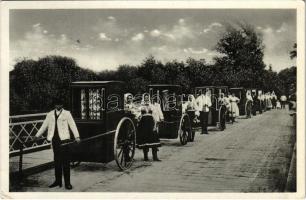 1946 Pöstyén, Pistyan, Piestany; Zug der Infanteristen / Prievod Infanteristov / infanteristák / spa carriages (EK)