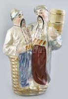Ukrán figurális porcelán pálinkás palack. Kézzel festett, jelzett, minimális kopással, m: 23 cm