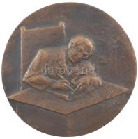 Tápai Antal (1902-1986) DN Tanulás egyoldalas bronz emlékérem (64mm) T:1-