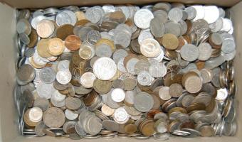 4kg vegyes világpénz, egész világ, régi és új