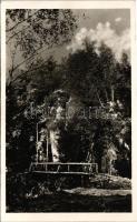 1942 Lévárt, Lévárt-fürdő, Lévárd, Gemer-Levárdske Kúpele, Leváre; szikla, fahíd és kerékpár. Blasko János kiadása / wooden bridge and bicycle