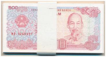 Vietnam 1988. 500D (64x) sorszámkövetők, kötegelővel T:I Vietnam 1988. 500 Dong (64x) consecutive serials with currency strap C:UNC  Krause 101.b
