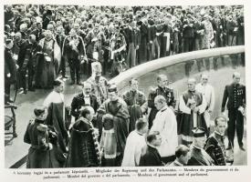 Szent Imre album. A jubiláris ünnepségek története képekben. Szerk. Huszár Károly. Bp., 1930, Szent ...