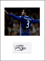 Marcos Alonso (1990- ) labdarúgó, a Barcelona (korábban a Chelsea FC) játékosának autográf aláírása és fotója, paszpartuban, tanúsítvánnyal, teljes méret: 40x30 cm / Marcos Alonso footballer, Barcelona (former Chelsea FC) players autograph signature and photo, mounted, with certificate