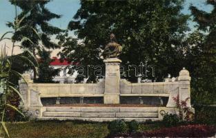Arad statue of Queen Elisabeth