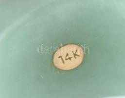 Arany (Au/14k) foglalatos, jáde gyűrű, korallal ékítve. Jelzett, m: 56