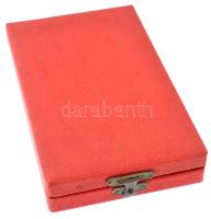 ~1964. "Munka Érdemrend" arany fokozata, zománcozott bronz kitüntetés mellszalagon, szalag...