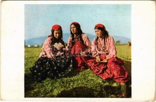Ciganke / Zigeunerinnen. Fotografija u boji. Farbenaufnahme O. vitéz Fleischinger / Cigányok / Gypsy folklore