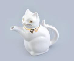 Cica formájú teás kanna. Porcelán, aranyozott, fülén kis lepattanással. 18 cm