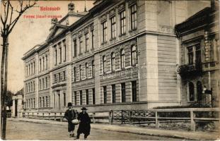 1912 Kolozsvár, Cluj; Ferenc József Iparmúzeum. Ujhelyi és Boros kiadása / industrial museum (kis szakadás / small tear)