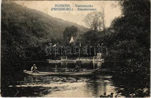 1910 Pozsony, Pressburg, Bratislava; Vaskutacska, csónak / Eisenbrünnel (Eisenbründl) / Zelezná Studienka / spa, lake, rowing boat (fa)